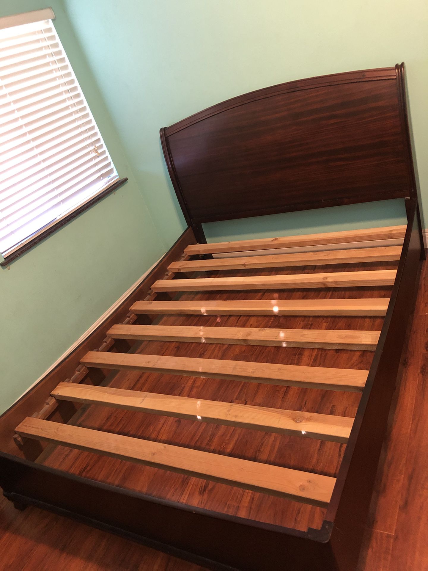 Bed Frame (Queen Size)