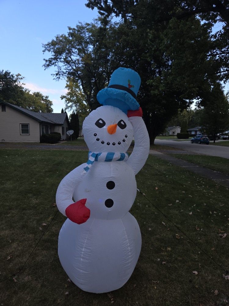 6ft Inflatable Snowman