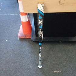 Louisville LXT 100% Composite 32"-10 FP