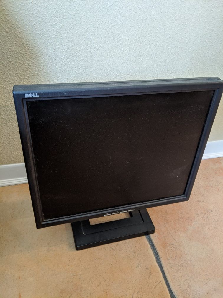 19" Dell monitor