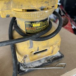 DEWALT Palm Sander