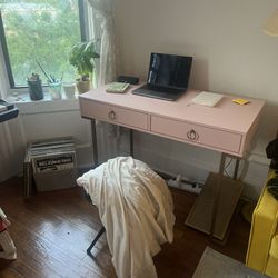 Gorgeous Brand-new Pink Writing Desk