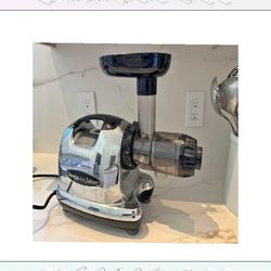 short current Omega Juicer - Clean Juice Every Morning