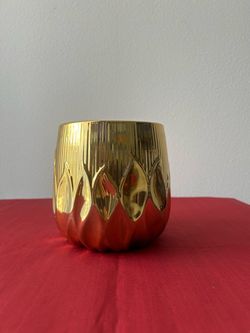 Gold Ceramic Planter Pot – 5” – New