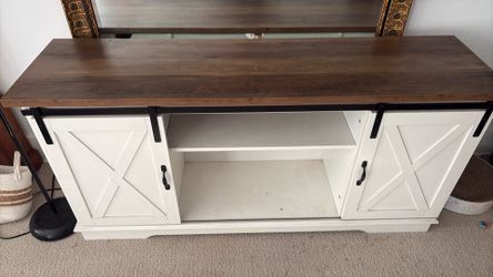 Farmhouse tv console