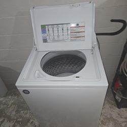 Whirlpool Washer And Dryer Set