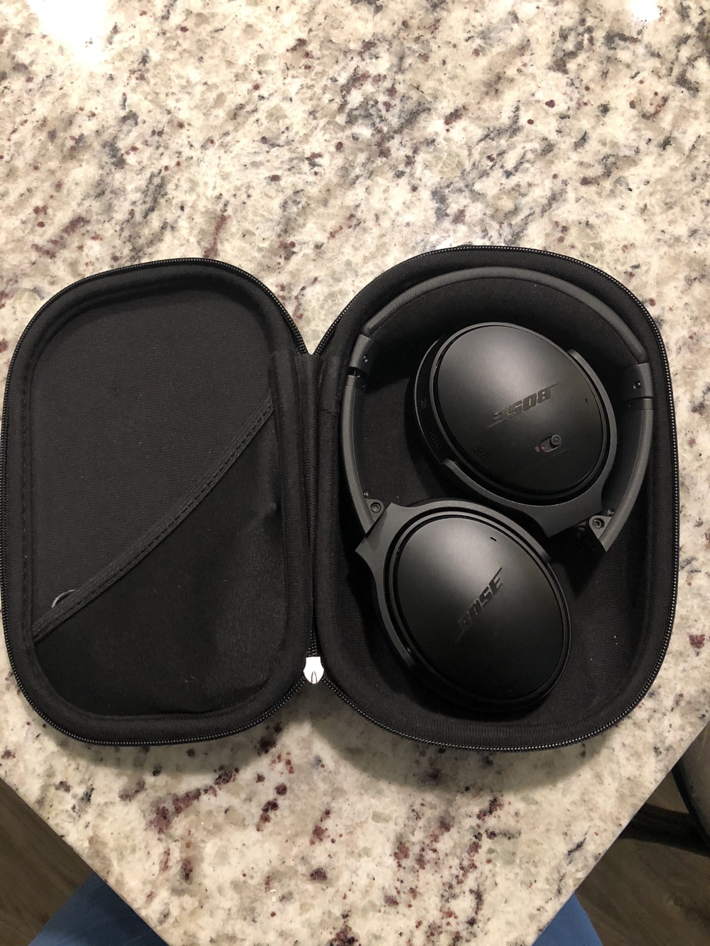 Bose quiet comfort 35 ii - noise canceling