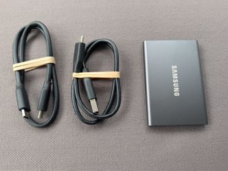 SAMSUNG T7 Portable SSD - 4TB External Solid State Drive, Speeds Up to 1,050MB/s