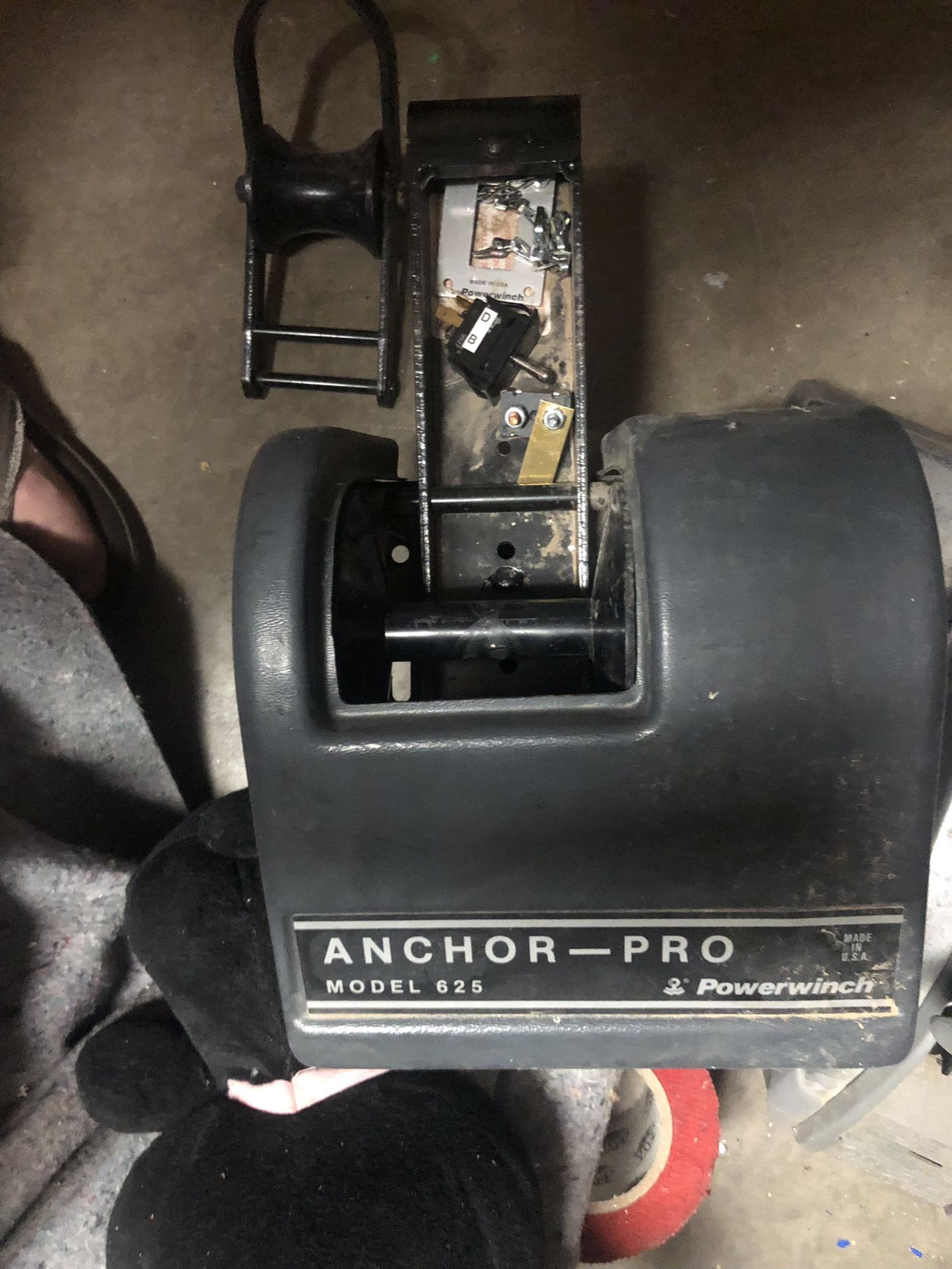 Power winch anchor Pro 625