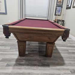 Pool Table And Accessories 8ft