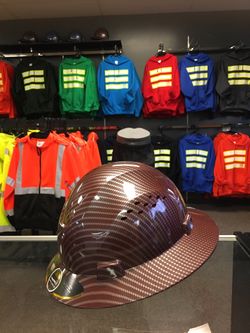 Hard Hat- Meets all ANSI Requirements