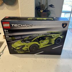 Lamborghini Huracán Lego Set Lime Green Unopened