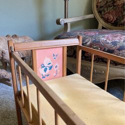 Doll Bed With Up And Down On One Side