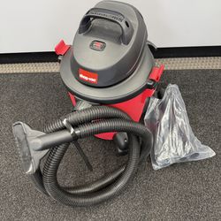 Shop-Vac 5 Gallon 2.0HP Wet/Dry Vacuum w/Attachments