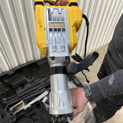 15 Amp Dewalt Demo Hammer