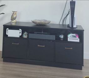 TV CONSOLE