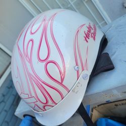 Harley Davidson half helmet with pink flame design