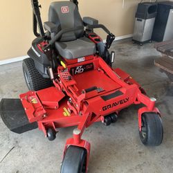 Zero Turn Gravely Lawn mower