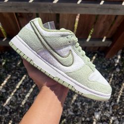Nike Dunk Low Fleece Pack Honeydew (Size 6.5Y/8 Womens)