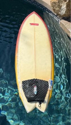 6’3” surfboard 7S Fish mid length