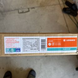 Led Vance, 4 foot vapor tight lumen