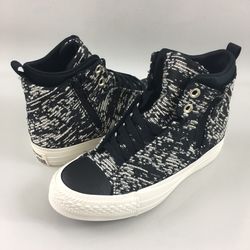 Converse Chuck Taylor Selene winter knit mid women’s size 5 553355C