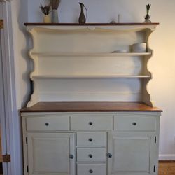 Beautifully Restored Hutch