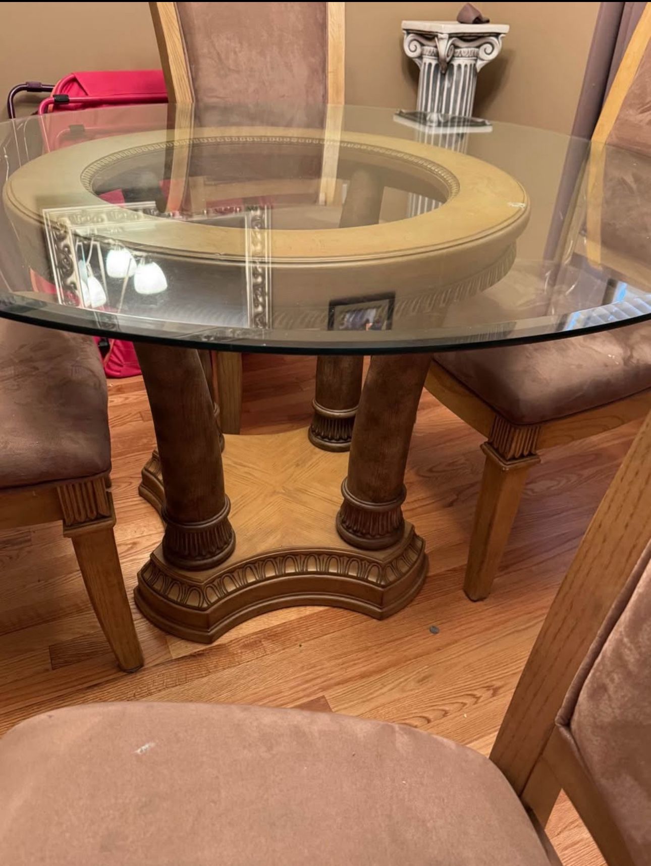 Glass Dinning Room/ Kitchen Table
