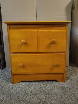 Nightstand woth 2 drawers