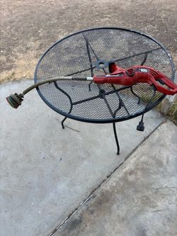 Electric weedwacker