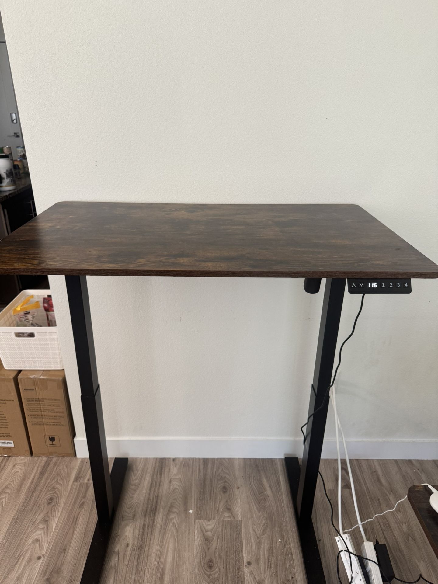 Adjustable Standing Desk 