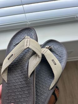 O'Neill Flip Flop Sandals size 10