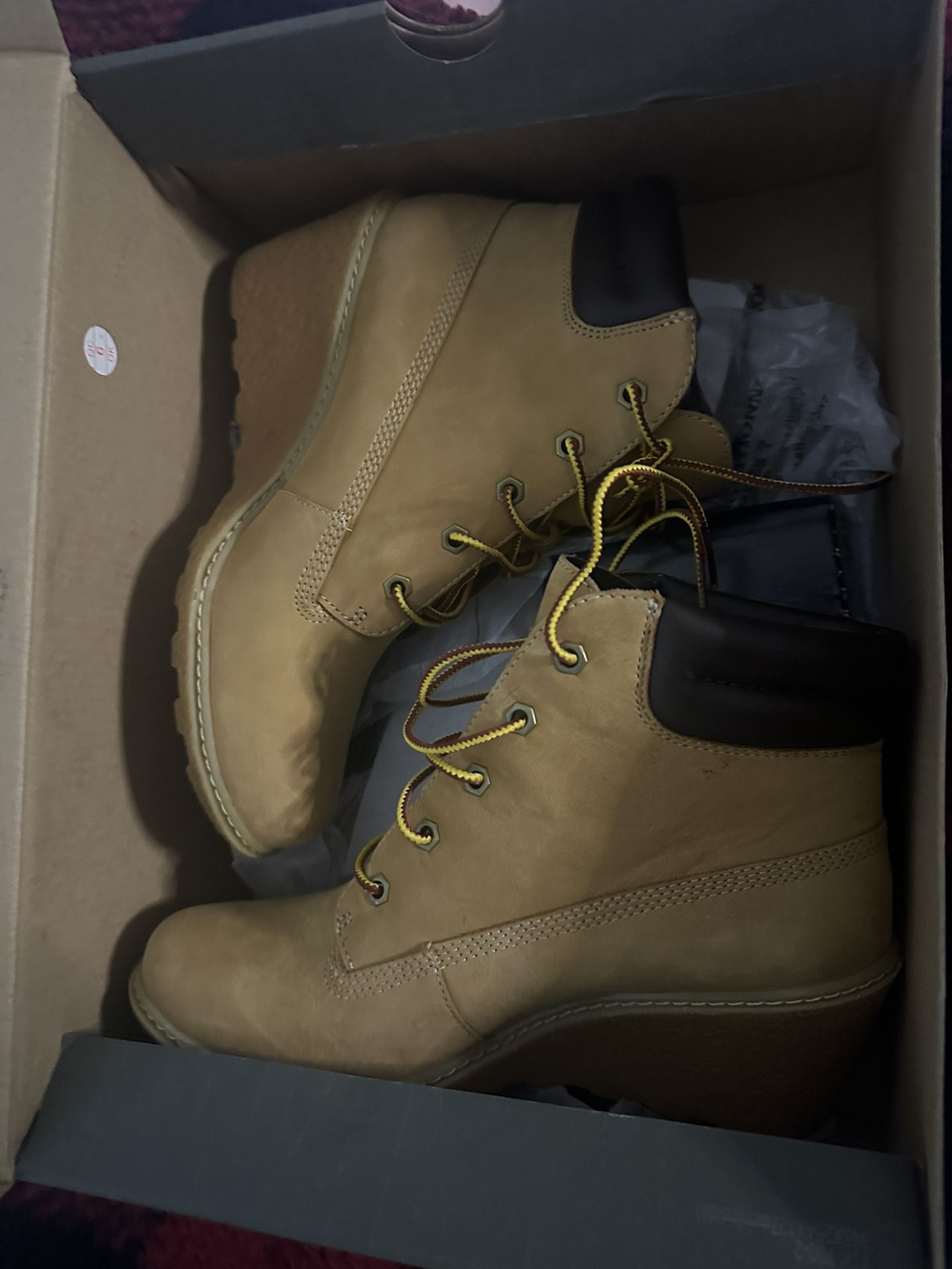 Timberland Size 7.5 ❤️❤️