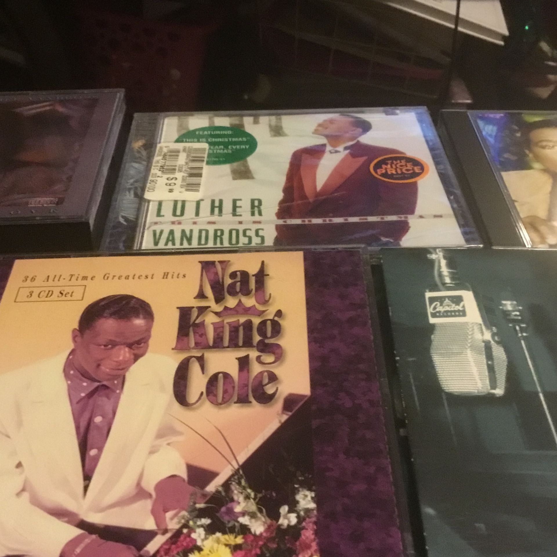 5 Cd Tape One Car settle Tape Cd Music Tape O& Luther Vandross And Nat King Cole on Sal Forjust 5.00