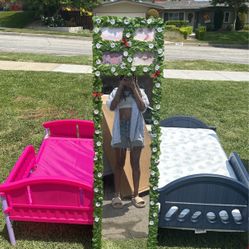 Beautiful Custom Flower Mirror W/ 4 Picture Slots + LED Lights 