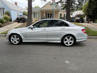Mercedes Benz