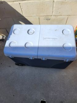 Ice chest