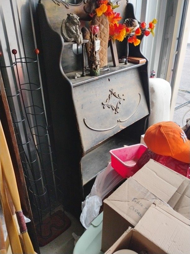 Old Hutch