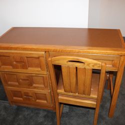 Classic Wood Desk with Chair – Solid and Sturdy