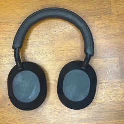 Sony XM5s