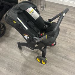 Doona Stroller With Bases