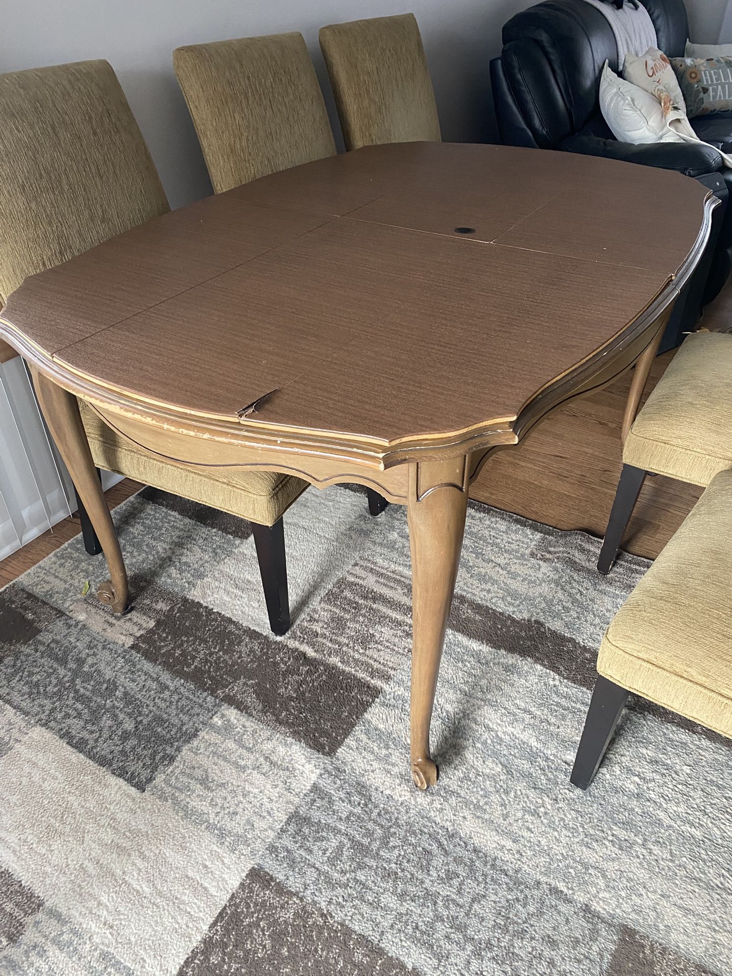 Dining Table for Sale
