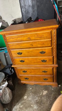 Dresser