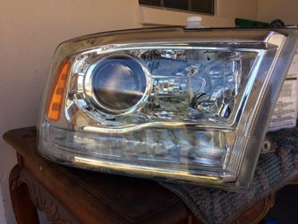 2014 Ram truck headlight