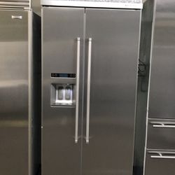 Kitchen Aid 36”Wide Built In Side By Side Stainless Steel Refrigerator 