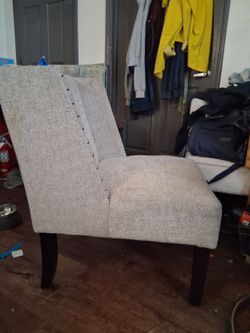 Tufted Wingback Accent Chair