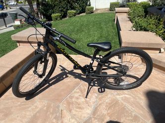 Specialized 24” Hot Rock Bike