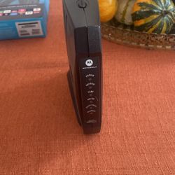 Motorola - SURFboard SB5101 DOCSIS USB 2.0 Cable Modem