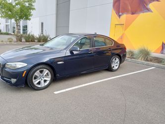 2011 BMW 528i