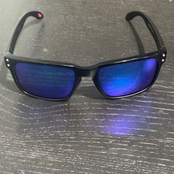 Oakley Holbrook Sunglasses - Matte Black / Sapphire Iridium Condition:Pre-owned / Good Product Details For sale is a pair of authentic Oakley Holbrook